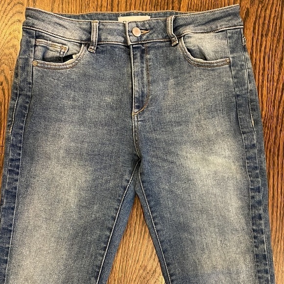 DL1961 Florence Instasculpt Cropped Jeans - Picture 3 of 10